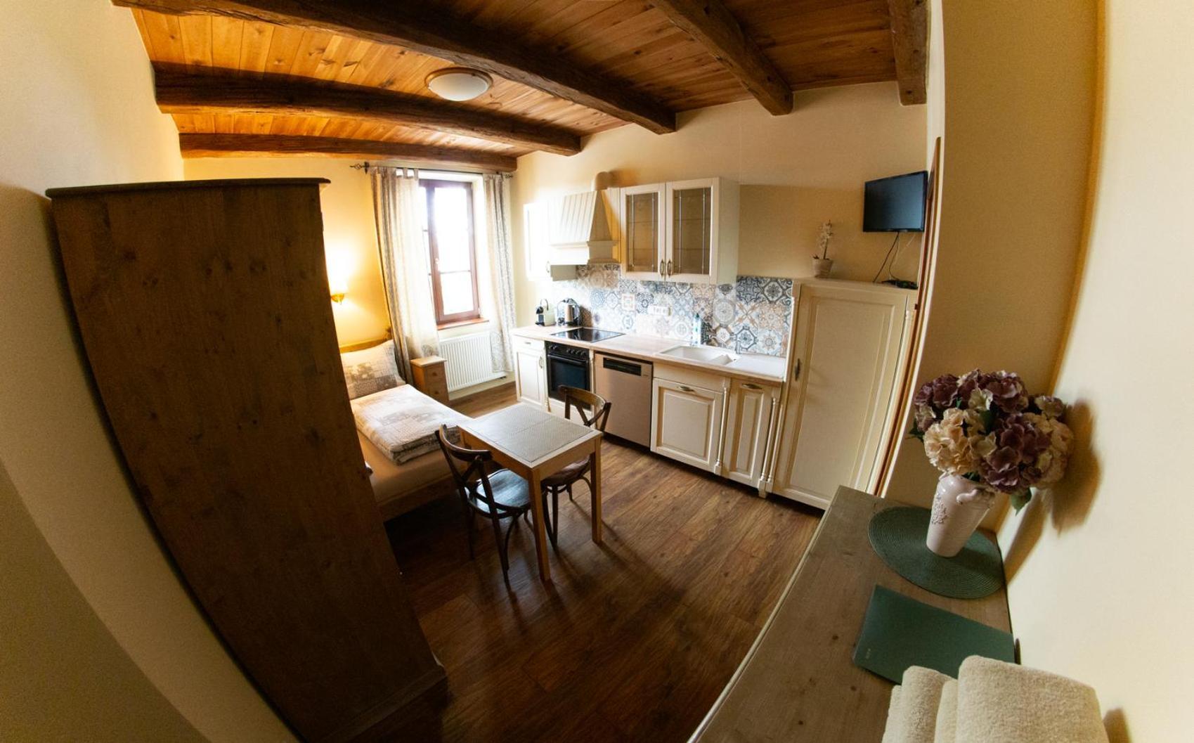 Stary Dum Hotel Cernosice Exterior photo